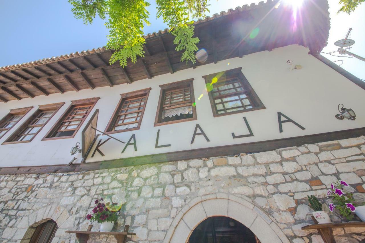 Hotel Kalaja ベラト エクステリア 写真