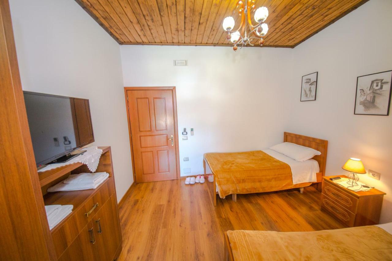 Hotel Kalaja ベラト エクステリア 写真